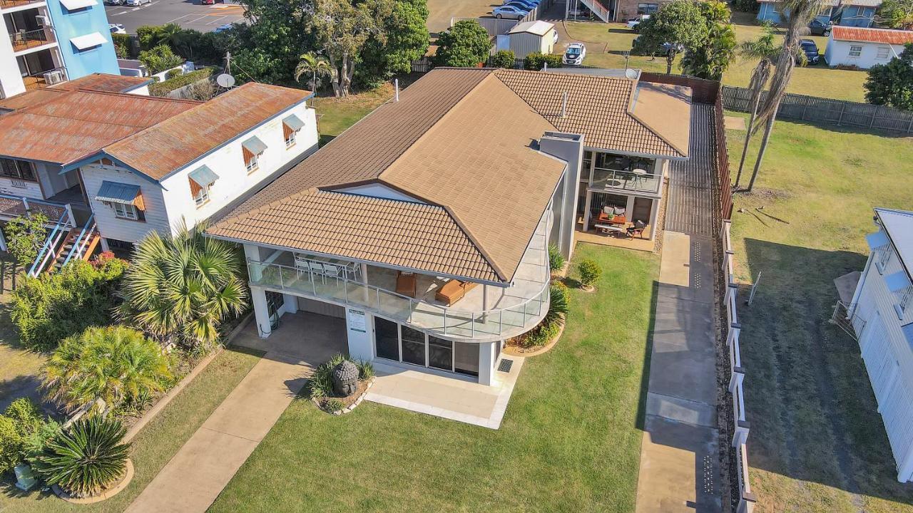 Nautilus Beachside Apartments Bargara Buitenkant foto