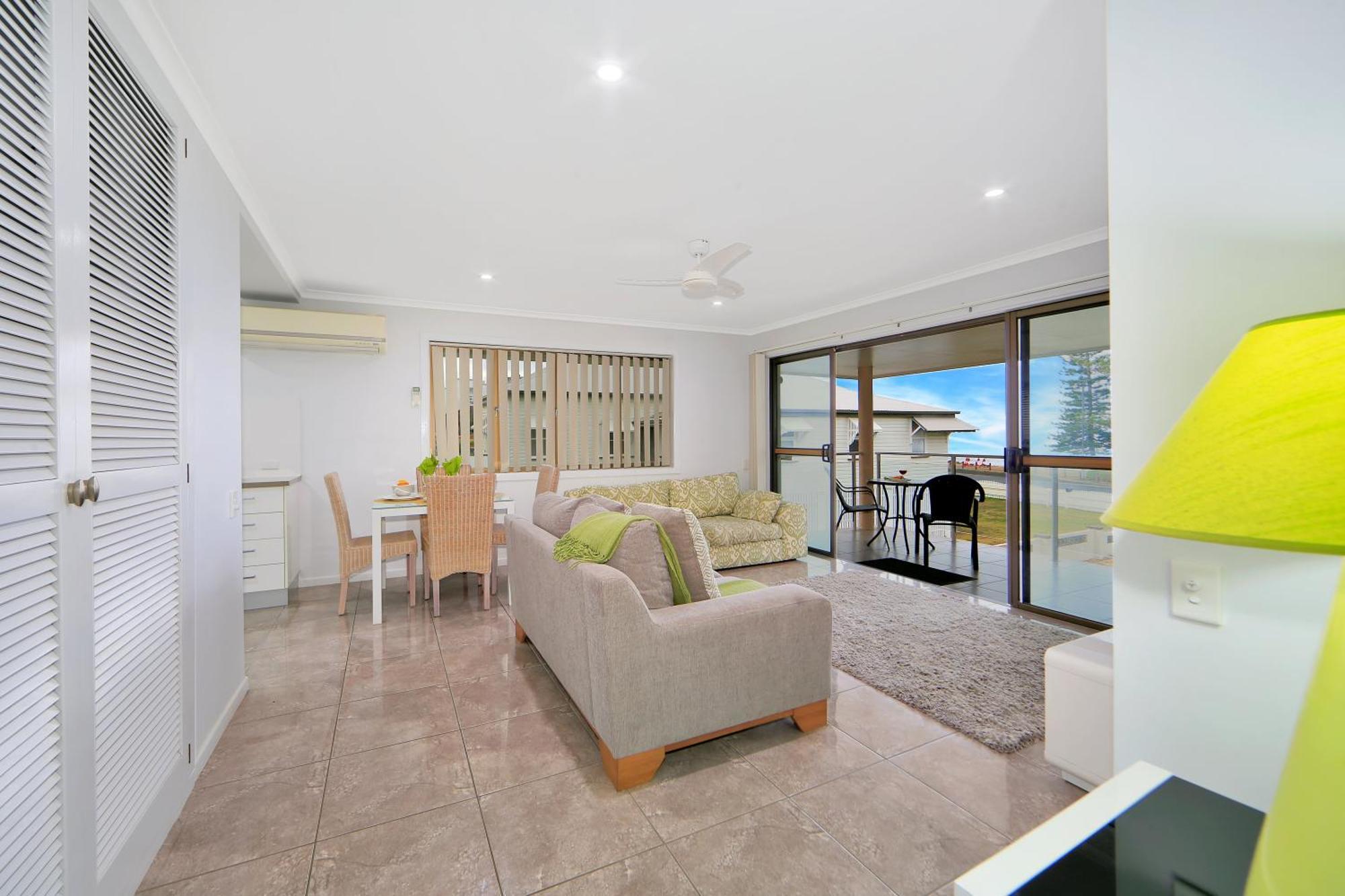 Nautilus Beachside Apartments Bargara Kamer foto